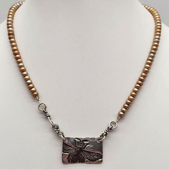 Sterling 925 Honey Bee Necklace 19" Womens Real Iridescent Champagne Pearl RARE - Picture 6 of 7